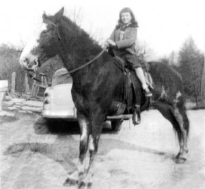 Darlene-Horseback008